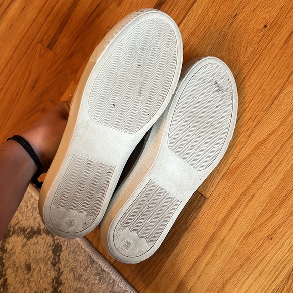 steve madden sneaker slide ons - Picture 2 of 3